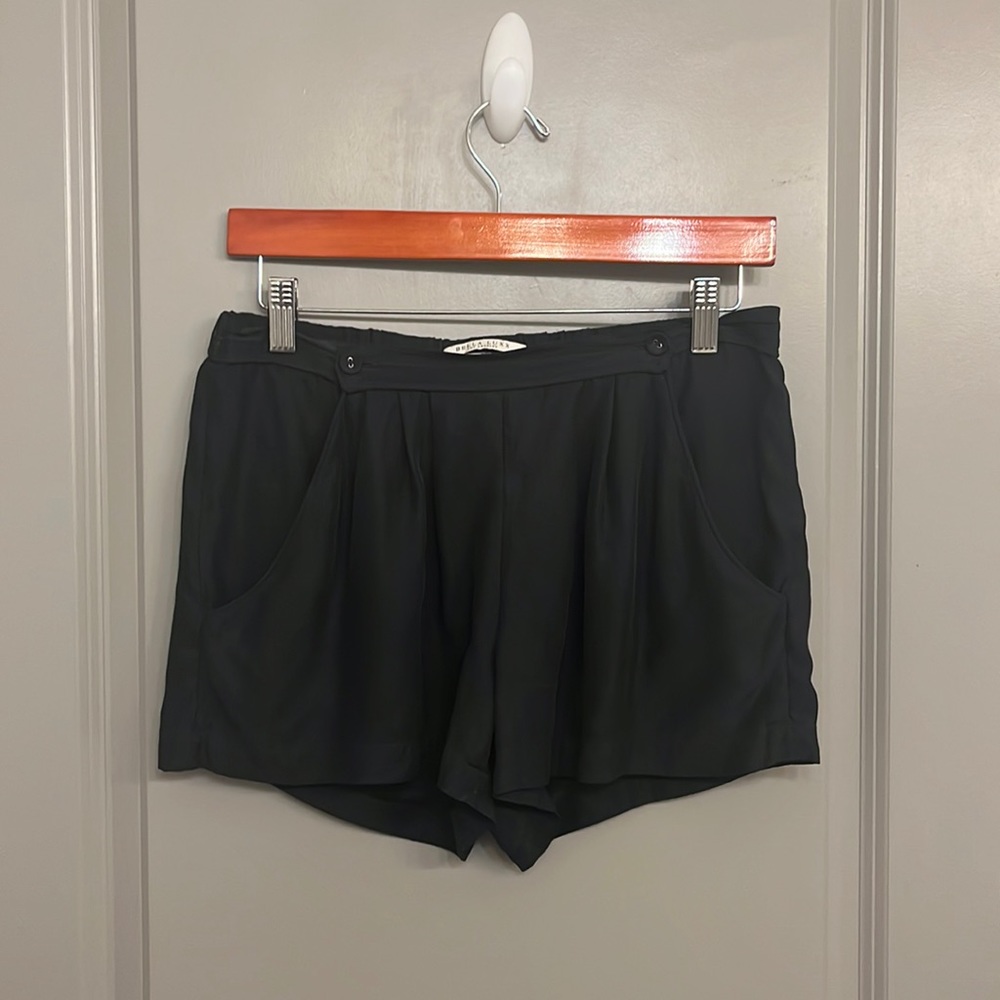 Bella Luxx Silk Short